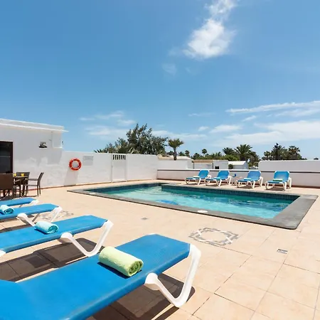 Michelle - Lh114 By Now Ltd Playa Blanca