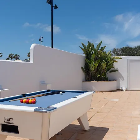 Βίλα Michelle - Lh114 By Now Ltd *