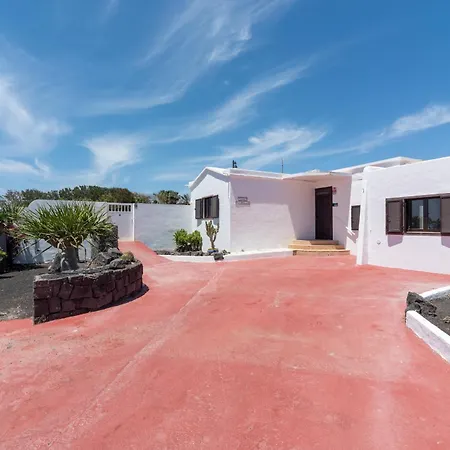 Michelle - Lh114 By Now Ltd فيلة بلايا بلانكا