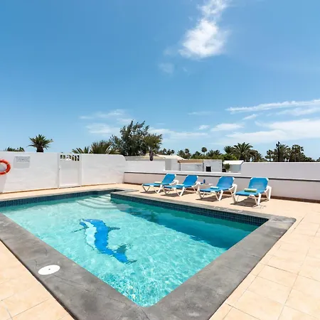 Michelle - Lh114 By Now Ltd بلايا بلانكا