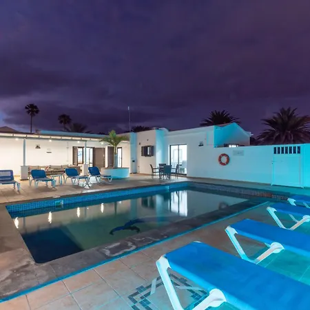 Michelle - Lh114 By Now Ltd *