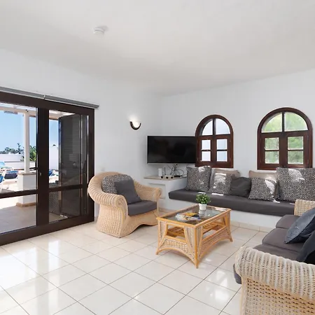 Villa Michelle - Lh114 By Now Ltd