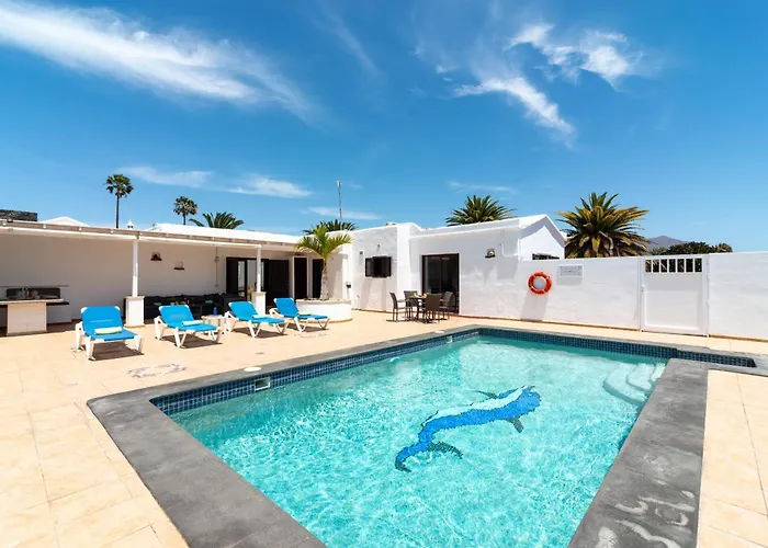 Michelle - Lh114 By Now Ltd * Playa Blanca