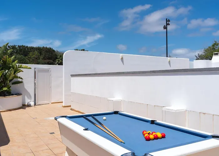 Michelle - Lh114 By Now Ltd Villa Playa Blanca