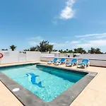 Michelle - Lh114 By Now Ltd Playa Blanca (Lanzarote)
