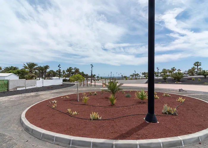 Michelle - Lh114 By Now Ltd فيلة بلايا بلانكا