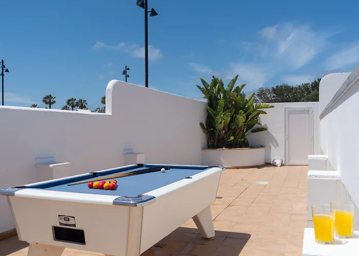 فيلة Michelle - Lh114 By Now Ltd *